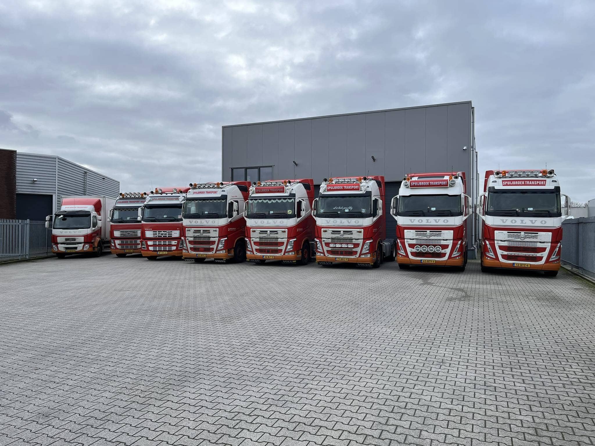Transport van bouwmaterialen en buitenmaatse ladingen